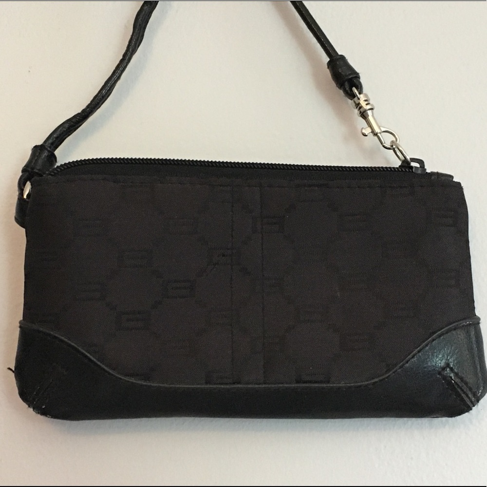 Wristlet